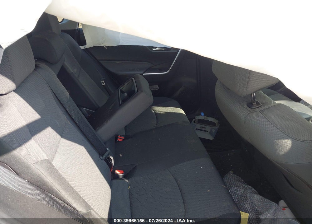 2021 TOYOTA RAV4 XLE VIN: 2T3P1RFV4MW194469