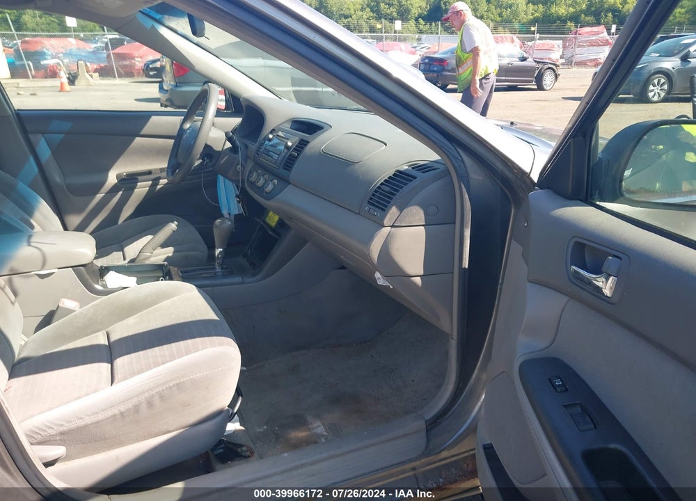 2005 TOYOTA CAMRY STD/ VIN: 4T1BE32K15U608695