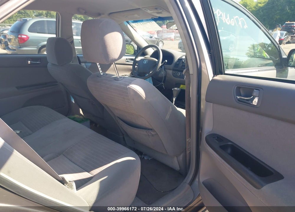 2005 TOYOTA CAMRY STD/ VIN: 4T1BE32K15U608695