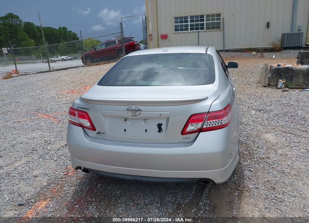 2011 TOYOTA CAMRY SE VIN: 4T1BF3EK5BU216081