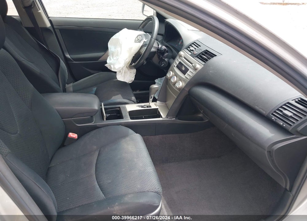 2011 TOYOTA CAMRY SE VIN: 4T1BF3EK5BU216081