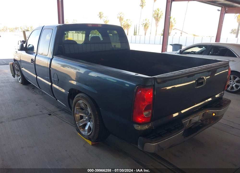 2005 CHEVROLET SILVERADO 1500 LS VIN: 2GCEC19VX51173814