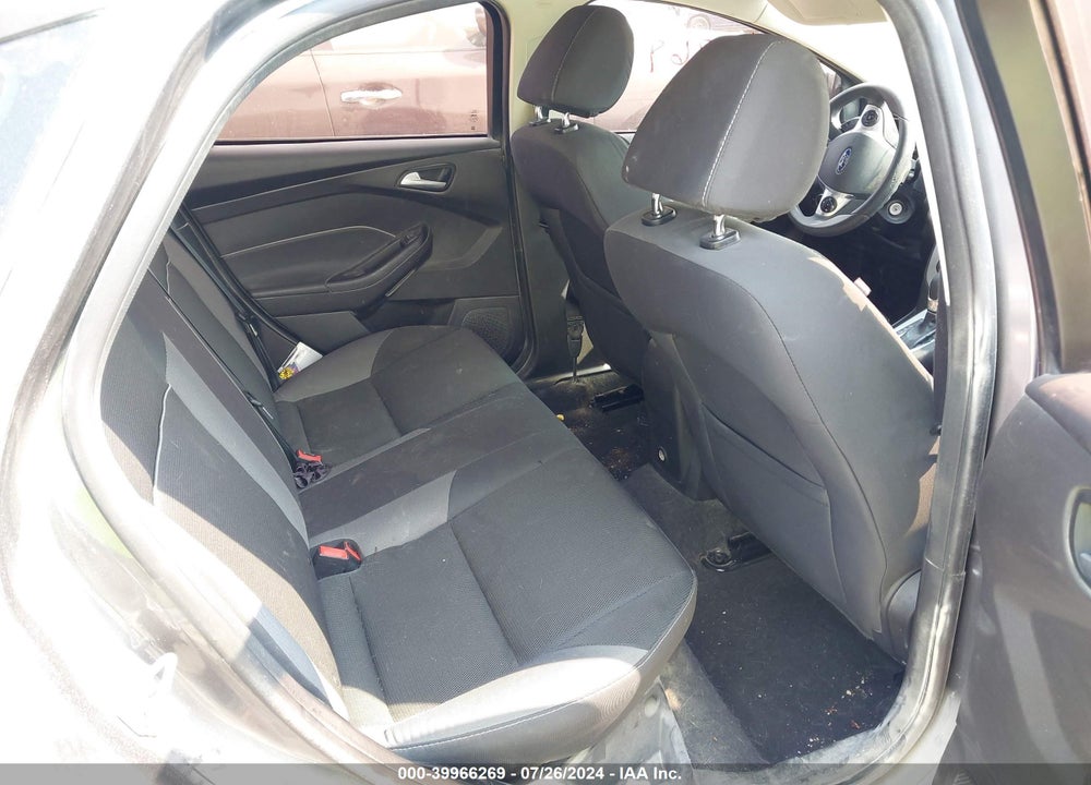 2014 FORD FOCUS SE VIN: 1FADP3F20EL390648