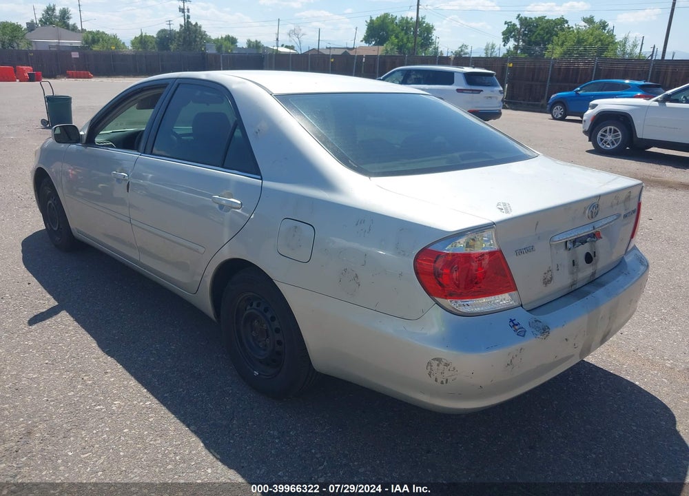 2005 TOYOTA CAMRY LE VIN: 4T1BE32K85U011687