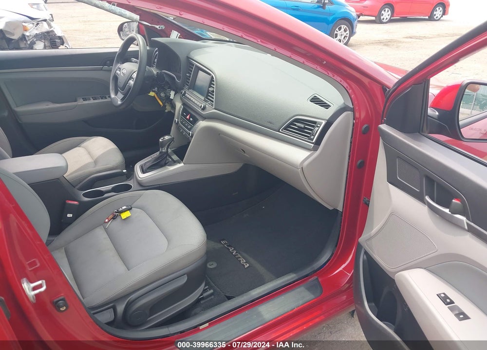 2017 HYUNDAI ELANTRA VIN: KMHD84LFXHU224412