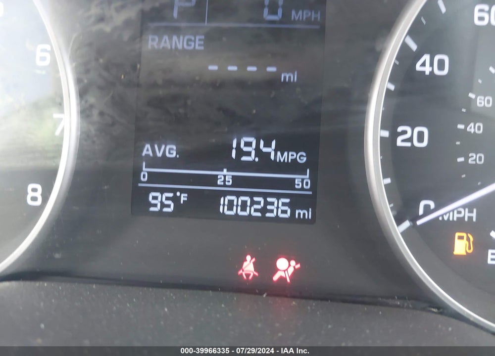 2017 HYUNDAI ELANTRA VIN: KMHD84LFXHU224412