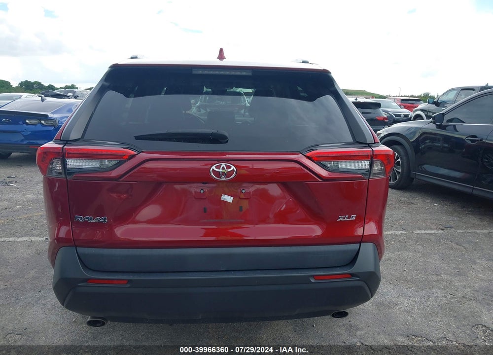2021 TOYOTA RAV4 XLE PREMIUM VIN: 2T3C1RFV8MW133379