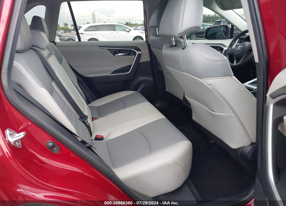 2021 TOYOTA RAV4 XLE PREMIUM VIN: 2T3C1RFV8MW133379