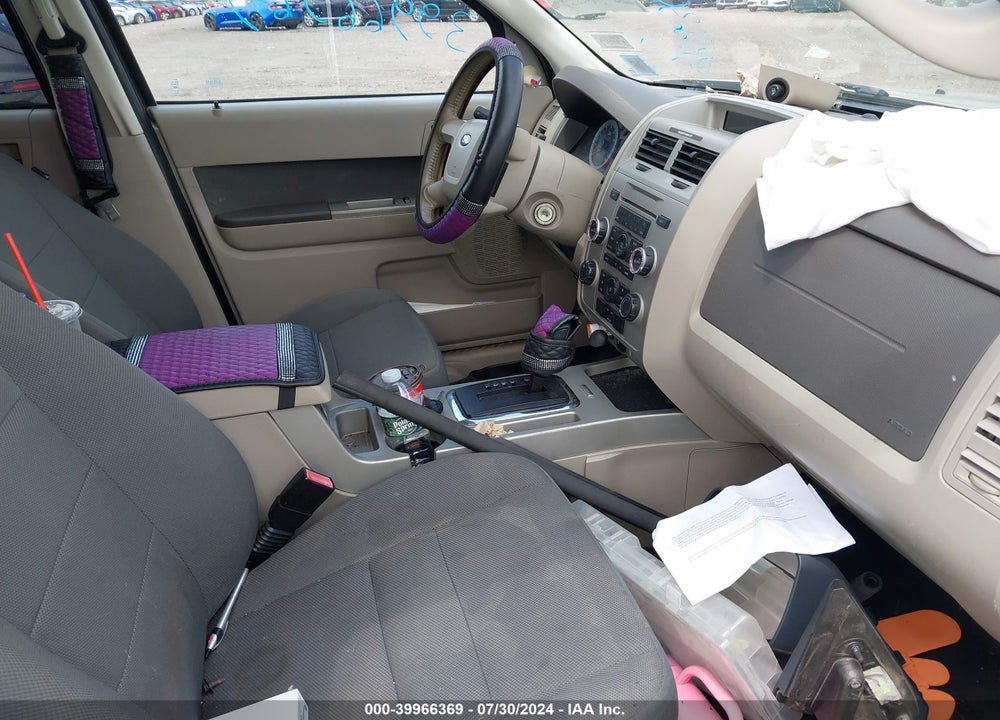 2009 FORD ESCAPE VIN: 1FMCU93789KA87402