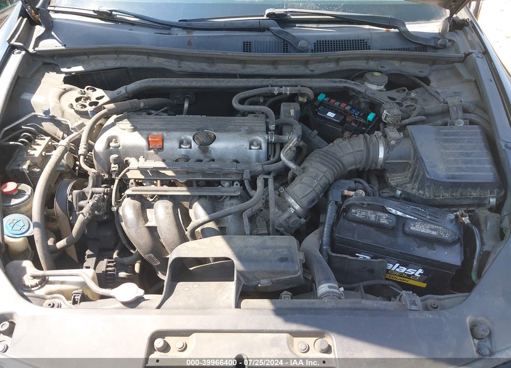 2011 HONDA ACCORD 2.4 LX-S VIN: 1HGCS1B3XBA011865