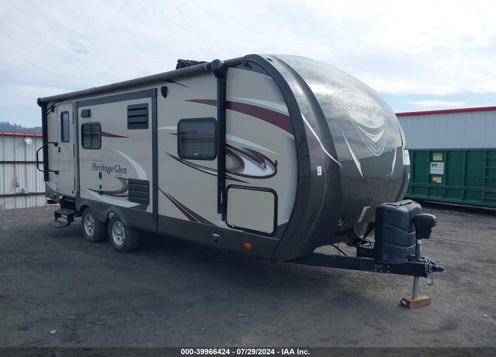 2015 FOREST RIVER HERITAGE GLEN LITE VIN: 4X4TWBY2XFU008714
