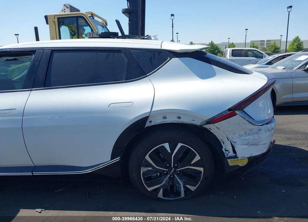2022 KIA EV6 WIND VIN: KNDC34LA4N5079506