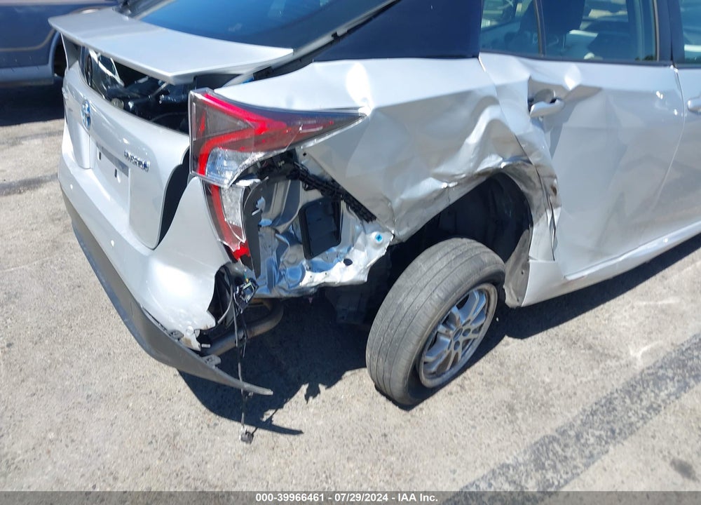 2017 TOYOTA PRIUS TWO VIN: JTDKBRFU0H3043569