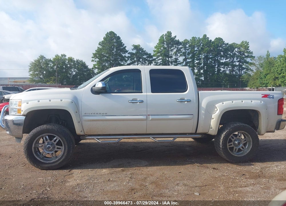 2013 CHEVROLET SILVERADO 1500 LT VIN: 3GCPKSE73DG197791