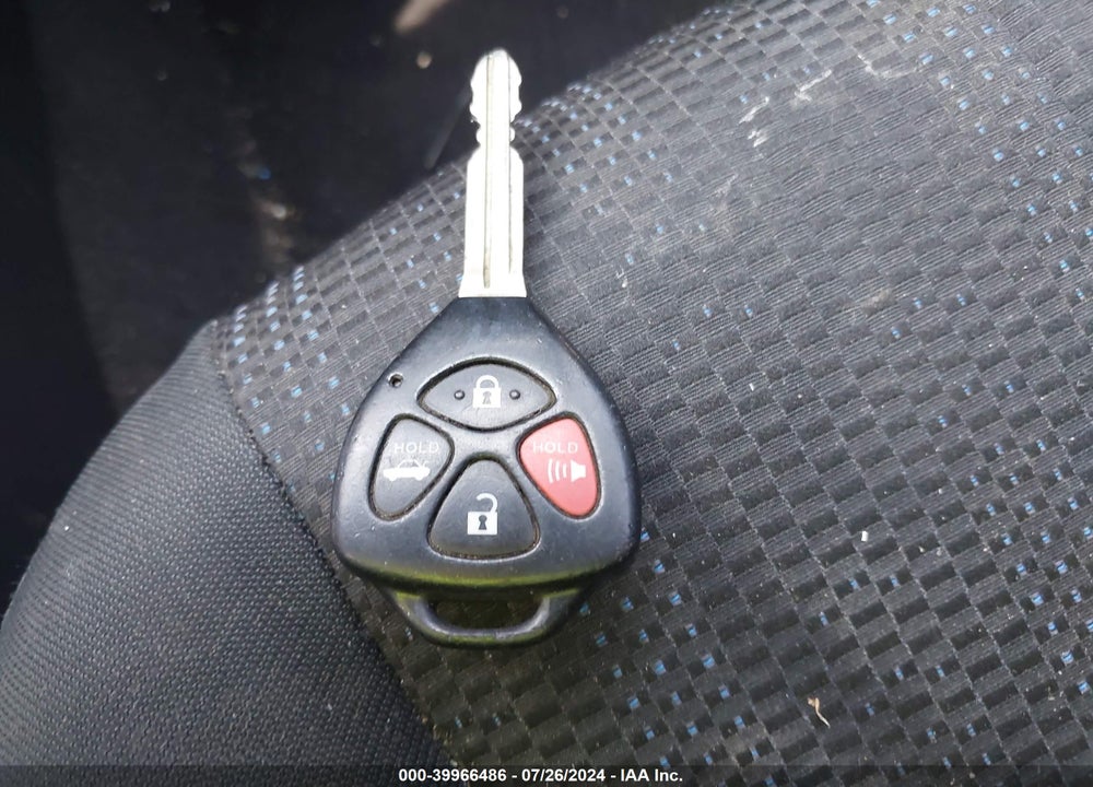 2011 TOYOTA COROLLA S VIN: 2T1BU4EE2BC617823