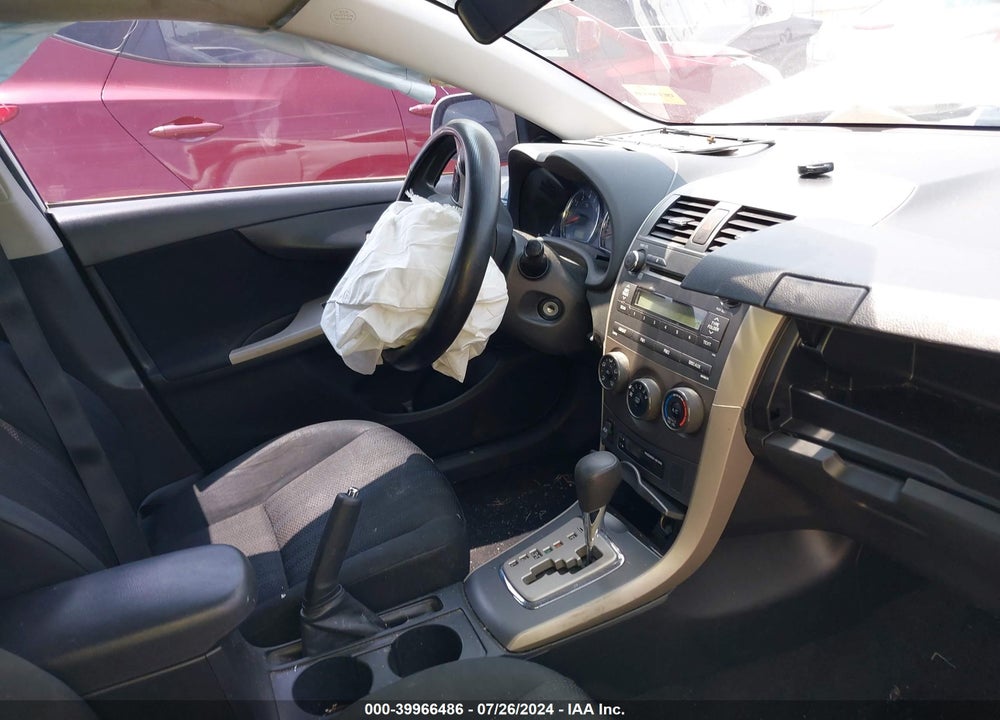 2011 TOYOTA COROLLA S VIN: 2T1BU4EE2BC617823