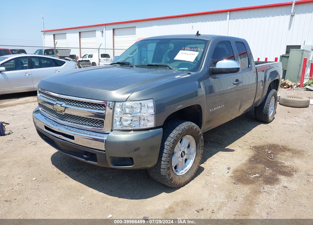 2011 CHEVROLET SILVERADO 1500 LT VIN: 1GCRKSE32BZ201784