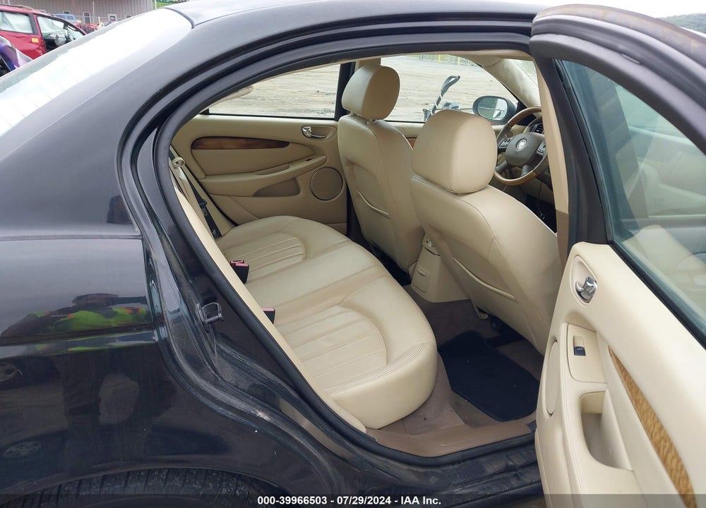 2004 JAGUAR X-TYPE 3.0 VIN: SAJEA51C14WE16929