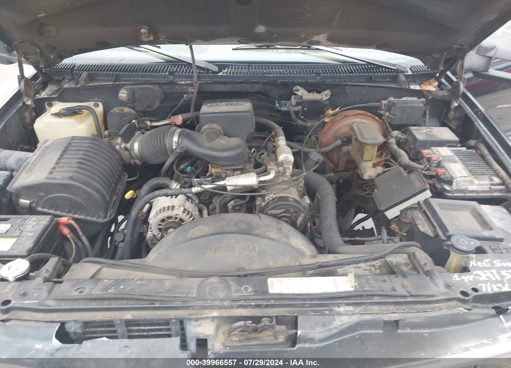 1996 CHEVROLET TAHOE K1500 VIN: 1GNEK13R4TJ334036