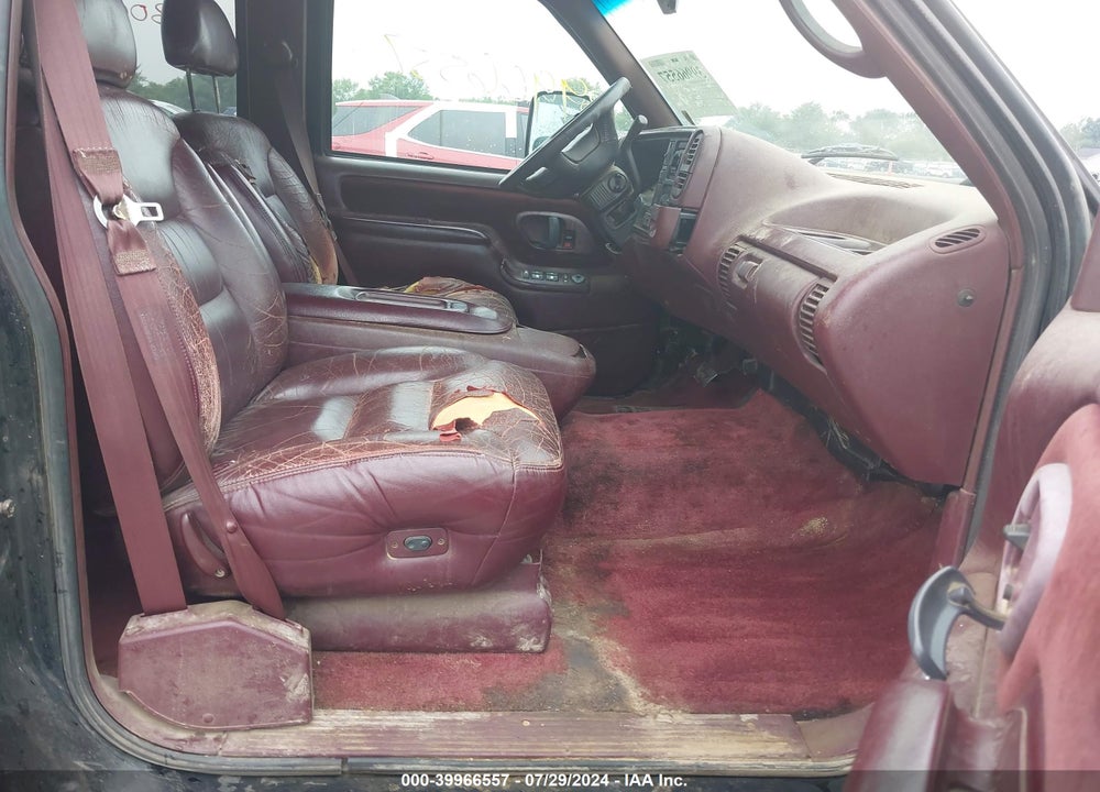 1996 CHEVROLET TAHOE K1500 VIN: 1GNEK13R4TJ334036