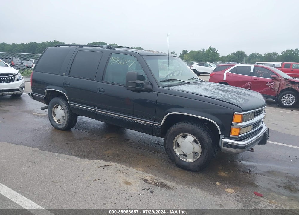 1996 CHEVROLET TAHOE K1500 VIN: 1GNEK13R4TJ334036