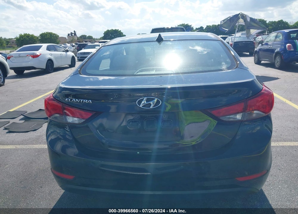 2016 HYUNDAI ELANTRA SE VIN: 5NPDH4AE2GH788675