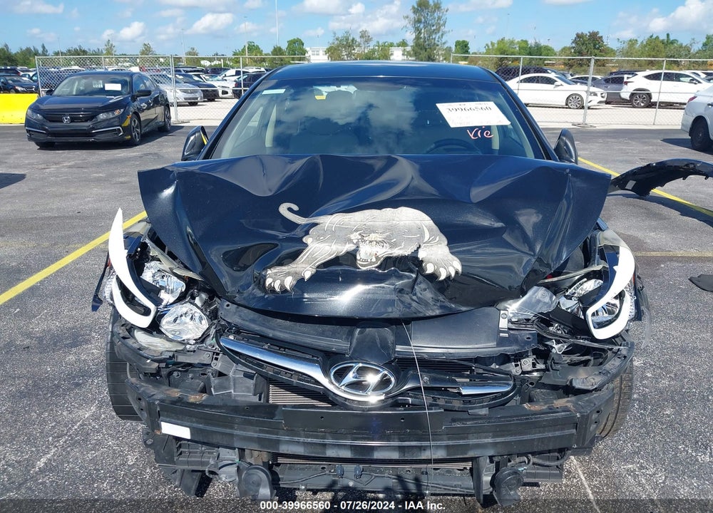 2016 HYUNDAI ELANTRA SE VIN: 5NPDH4AE2GH788675