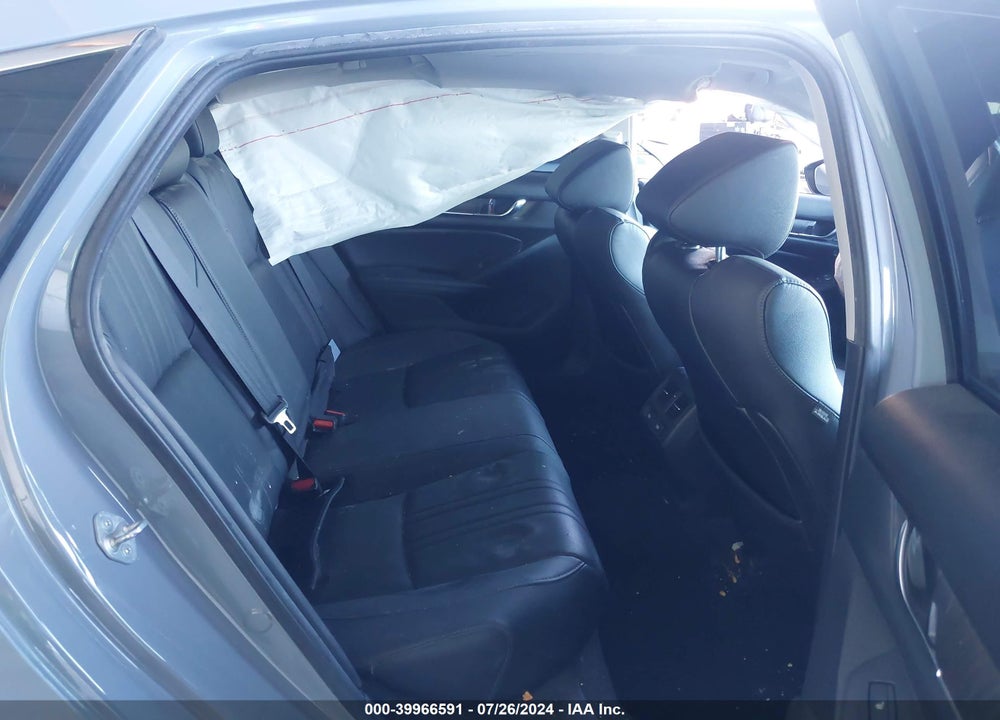 2021 HONDA ACCORD HYBRID TOURING VIN: 1HGCV3F92MA000931