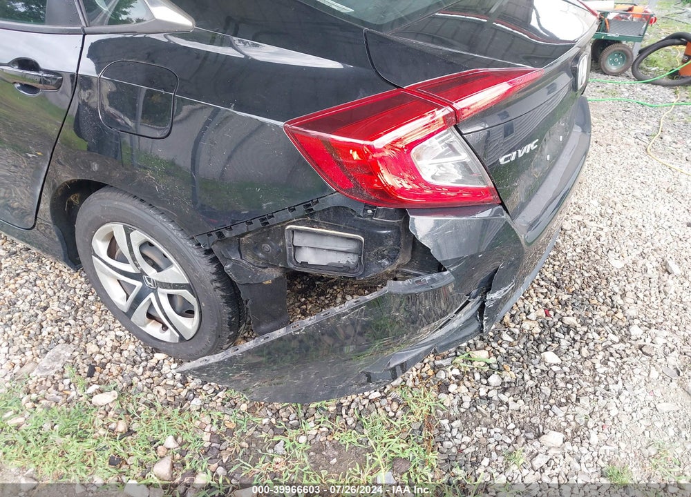 2017 HONDA CIVIC LX VIN: 2HGFC2F57HH523721