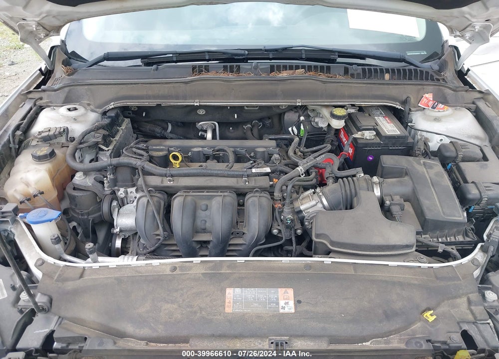 2015 FORD FUSION SE VIN: 3FA6P0H7XFR300831