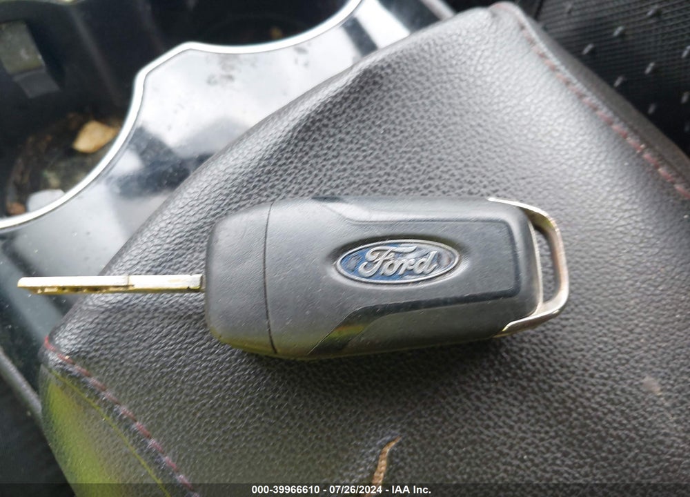 2015 FORD FUSION SE VIN: 3FA6P0H7XFR300831