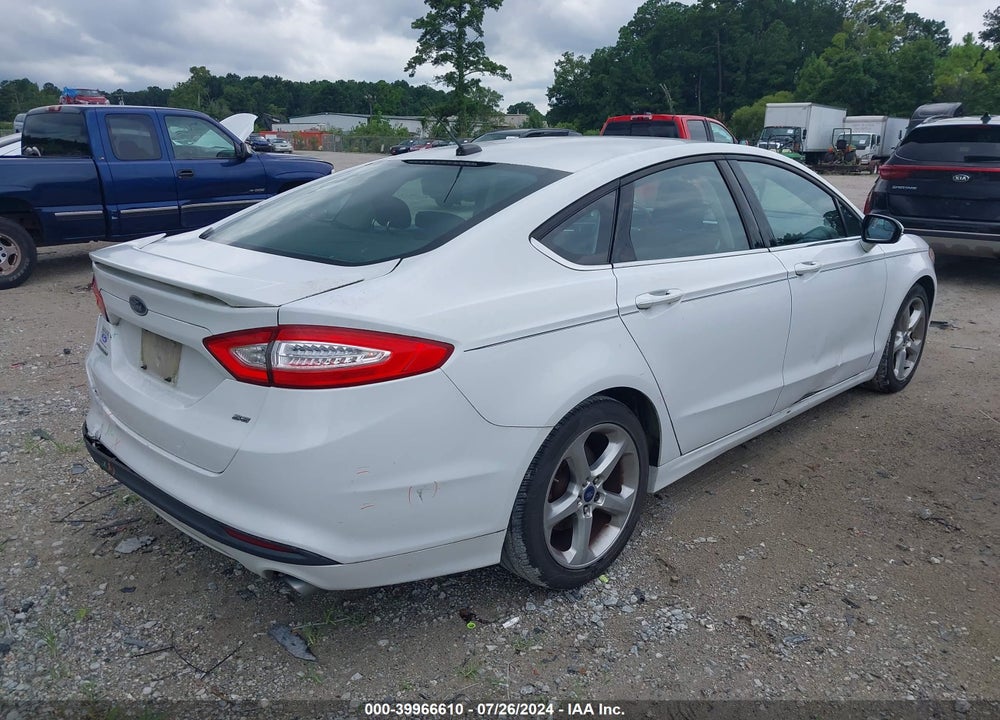 2015 FORD FUSION SE VIN: 3FA6P0H7XFR300831