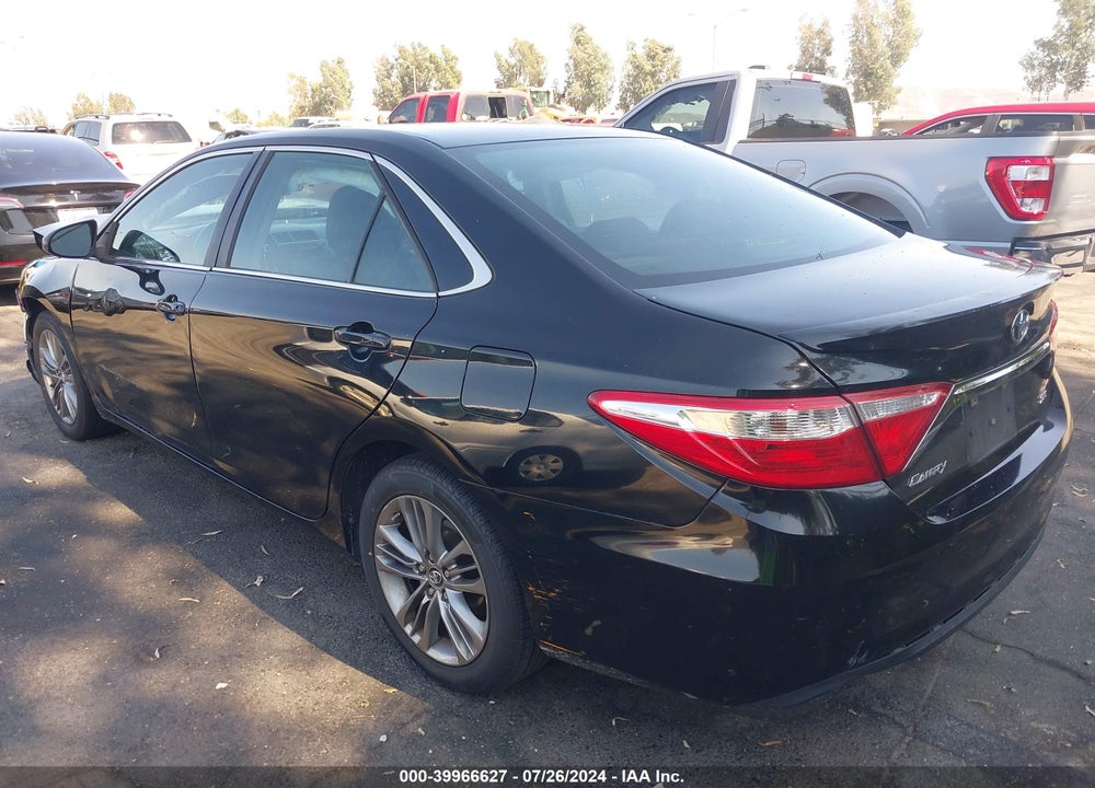 2015 TOYOTA CAMRY SE VIN: 4T1BF1FK5FU089308