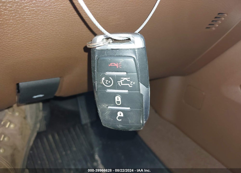 2019 RAM 1500 VIN: 1C6RRERT0KN547807