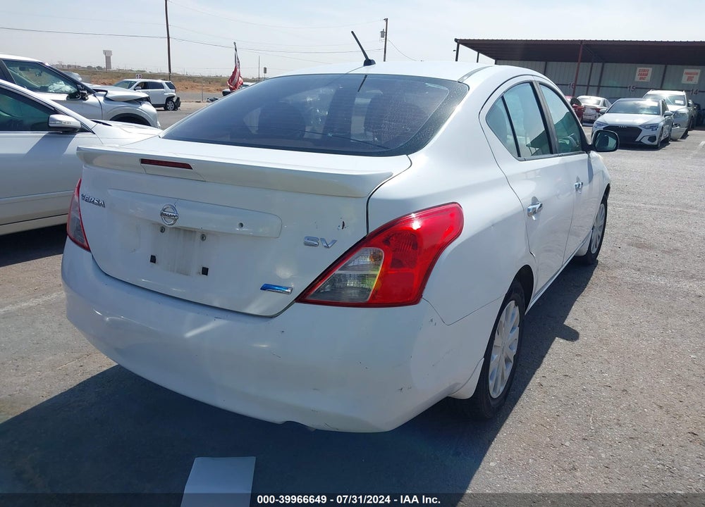 2014 NISSAN VERSA 1.6 SV VIN: 3N1CN7AP3EL815230