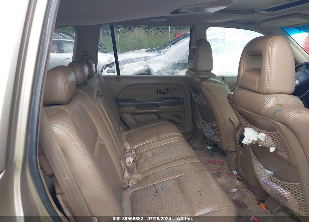 2005 HONDA PILOT EX-L VIN: 2HKYF18625H524227