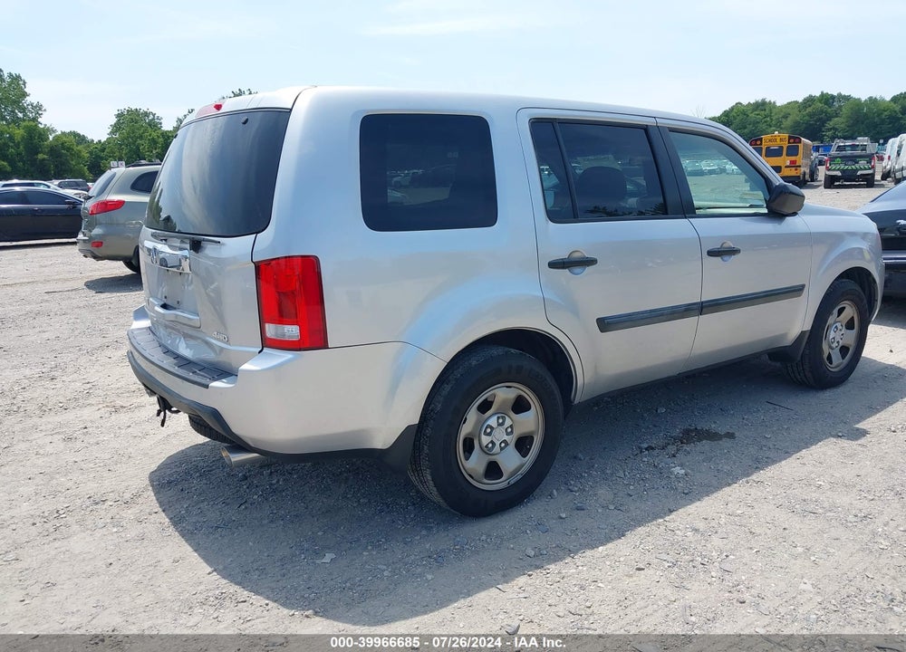 2010 HONDA PILOT LX VIN: 5FNYF4H27AB003687