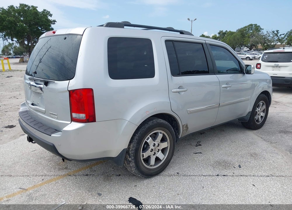 2010 HONDA PILOT TOURING VIN: 5FNYF4H93AB029832