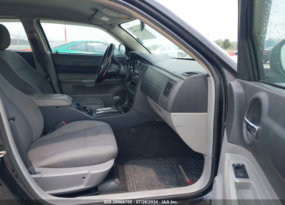 2007 DODGE CHARGER VIN: 2B3KA43R17H643827