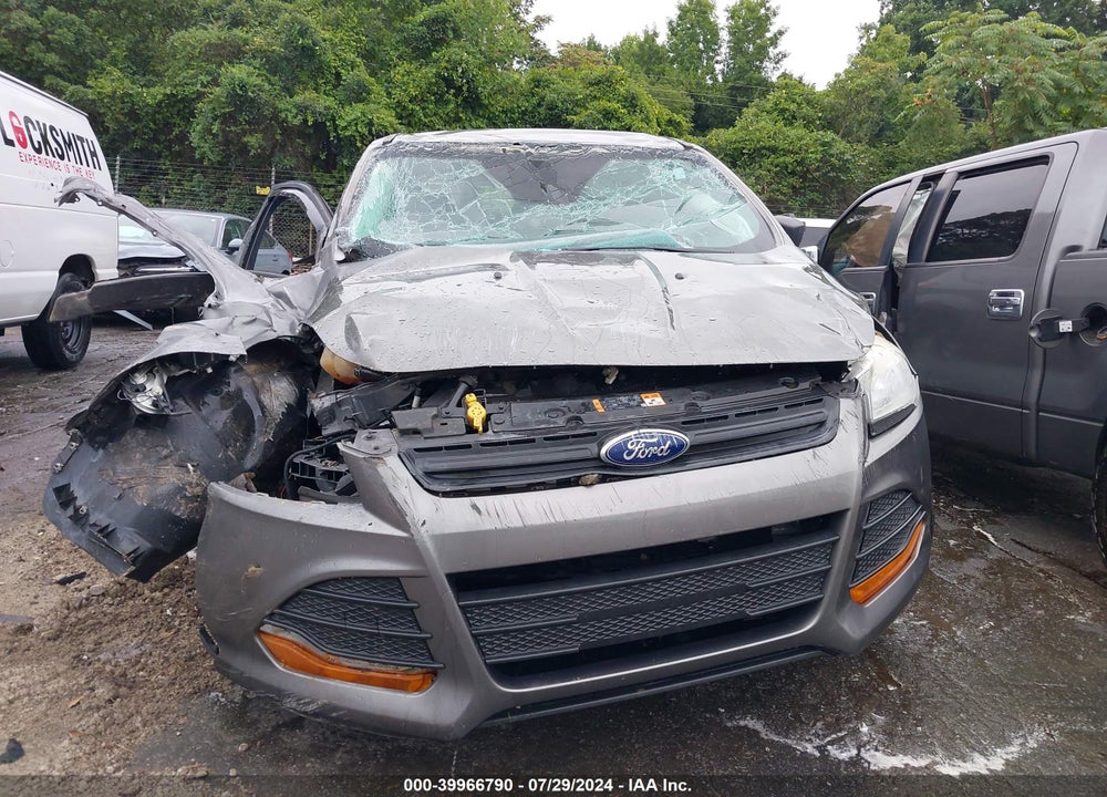 2014 FORD ESCAPE S VIN: 1FMCU0F78EUC15899