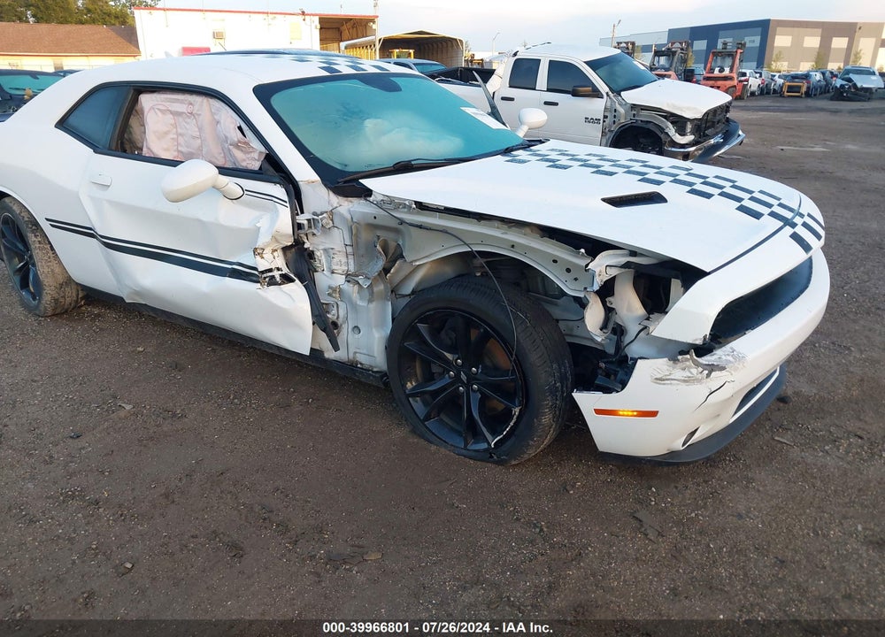2018 DODGE CHALLENGER SXT PLUS VIN: 2C3CDZAG8JH246197