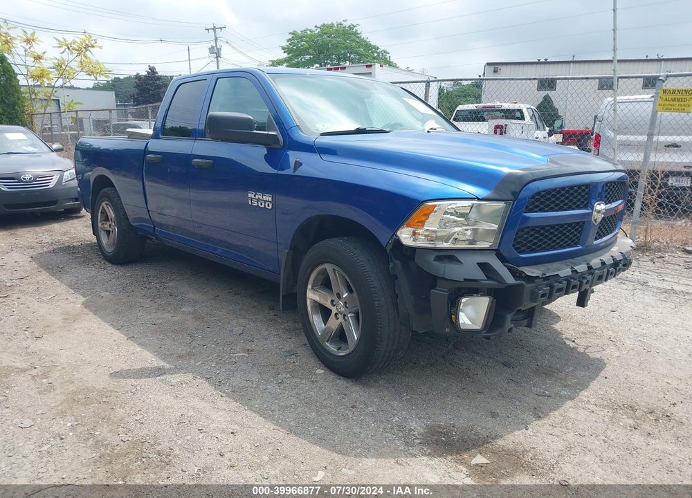 2018 RAM 1500 EXPRESS QUAD CAB 4X4 6'4 BOX VIN: 1C6RR7FG5JS129150