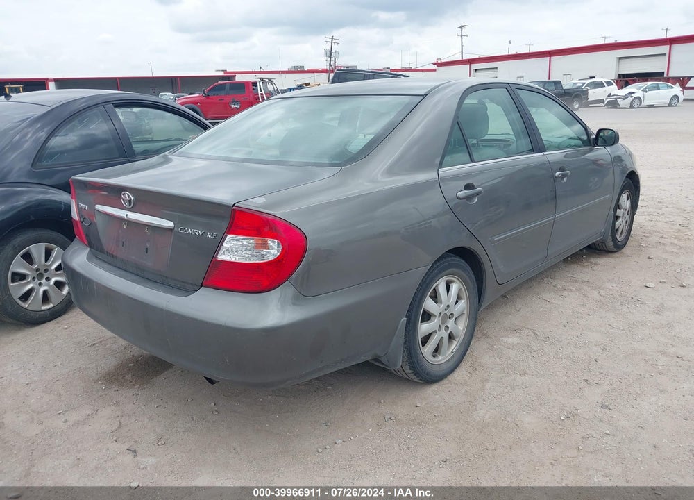 2004 TOYOTA CAMRY XLE VIN: 4T1BE32K24U830127