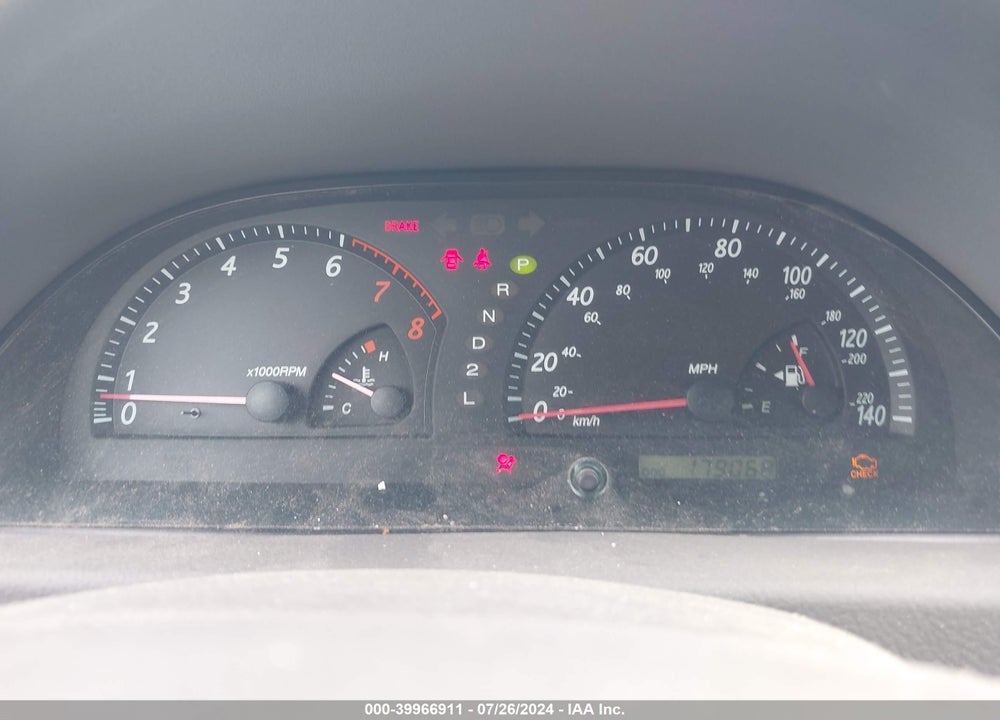 2004 TOYOTA CAMRY XLE VIN: 4T1BE32K24U830127