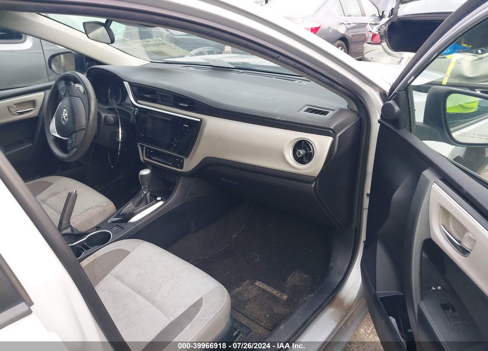 2017 TOYOTA COROLLA LE VIN: 2T1BURHE2HC788735