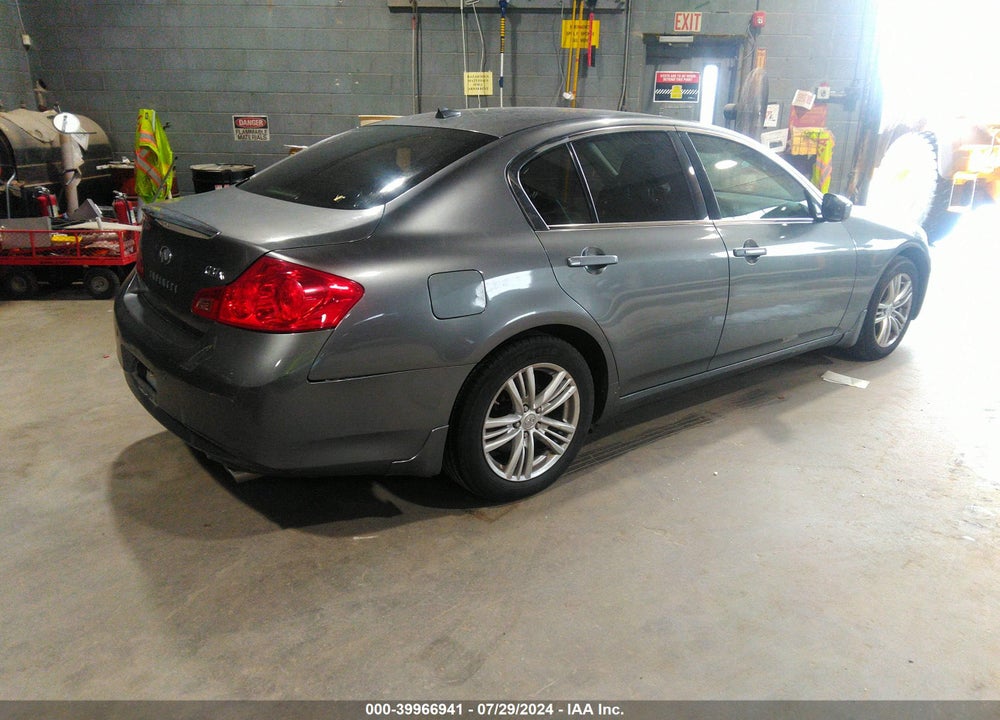 2013 INFINITI G37X VIN: JN1CV6AR2DM756316