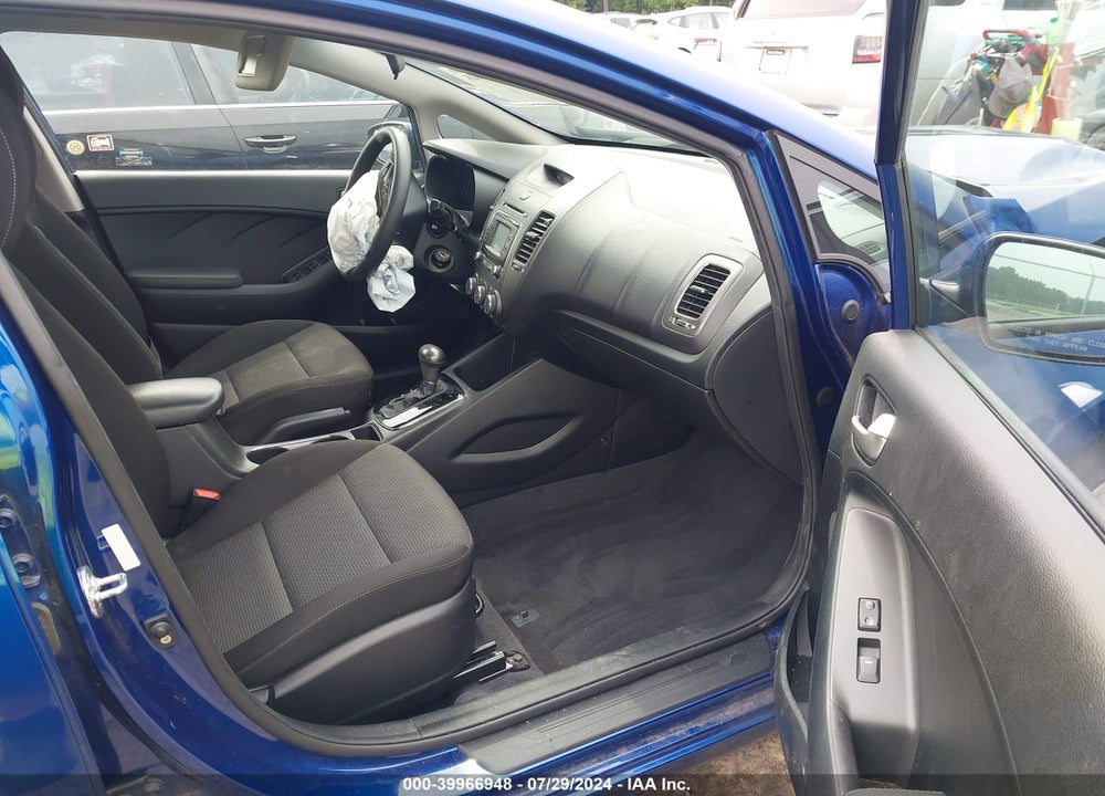 2018 KIA FORTE LX VIN: 3KPFK4A76JE283262