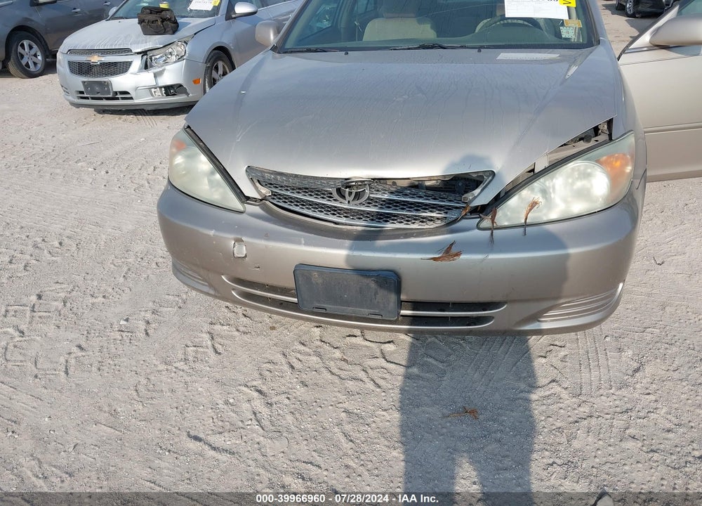 2004 TOYOTA CAMRY LE VIN: 4T1BE32K14U884258