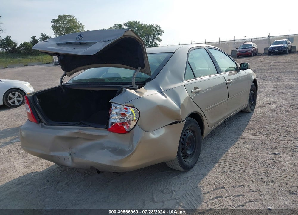 2004 TOYOTA CAMRY LE VIN: 4T1BE32K14U884258