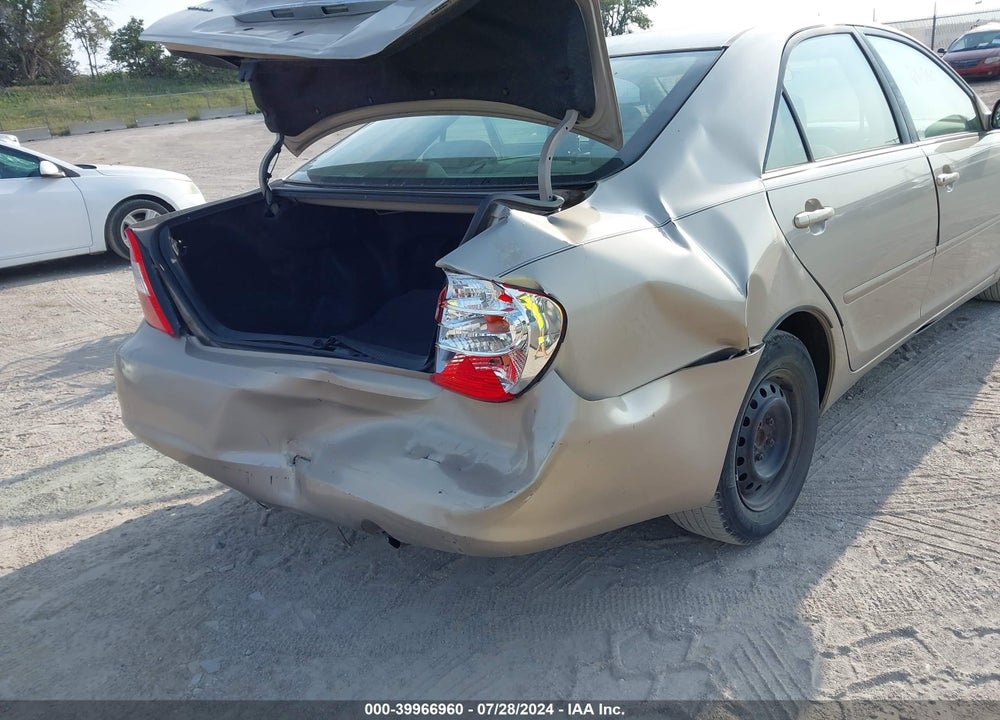 2004 TOYOTA CAMRY LE VIN: 4T1BE32K14U884258